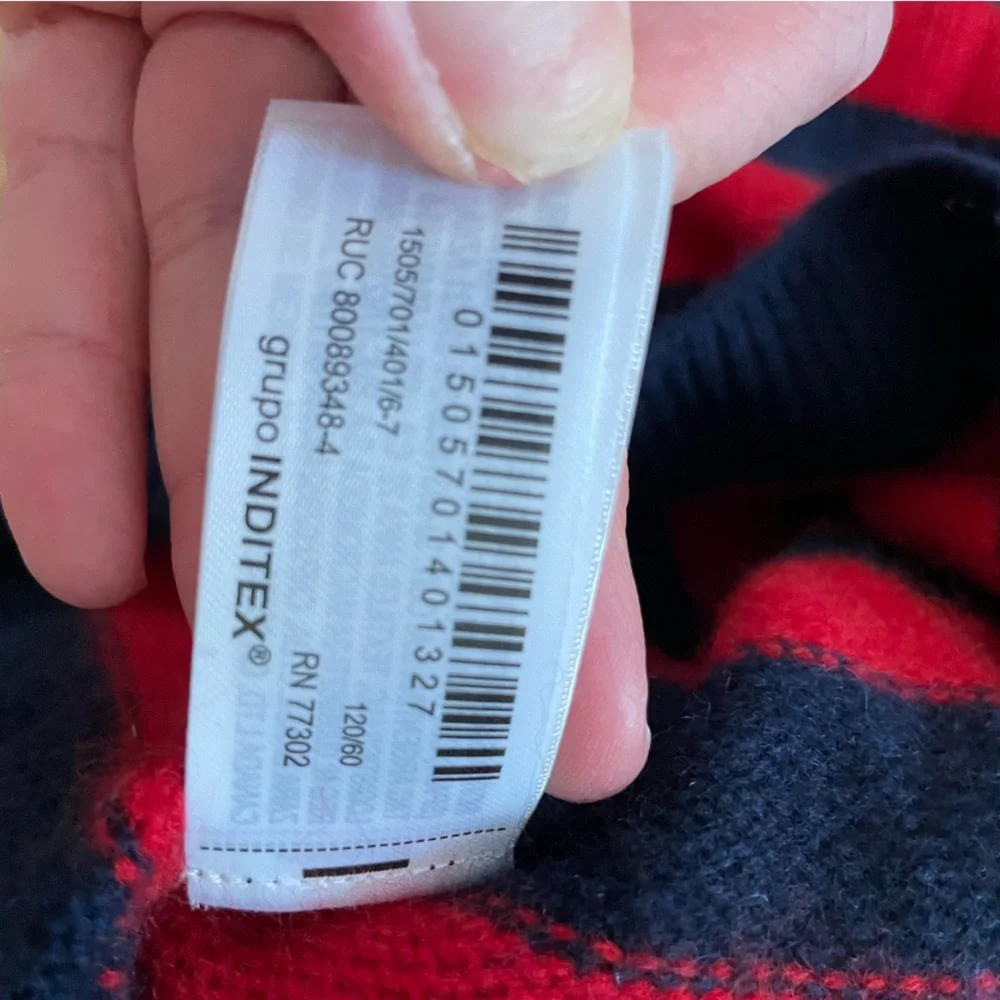 Zara kids %100 Cashmere Red and dark navy Striped Sweater